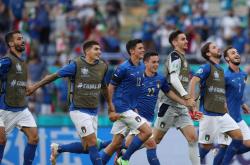 lol战绩查询-激烈较量:意大利与荷兰在欧锦赛上争夺胜利的简单介绍