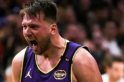 lol官网-爵士翻盘灰熊,巴图姆绝境逆转的简单介绍