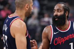 lol转区-上海队完胜快船，乔治统治全场